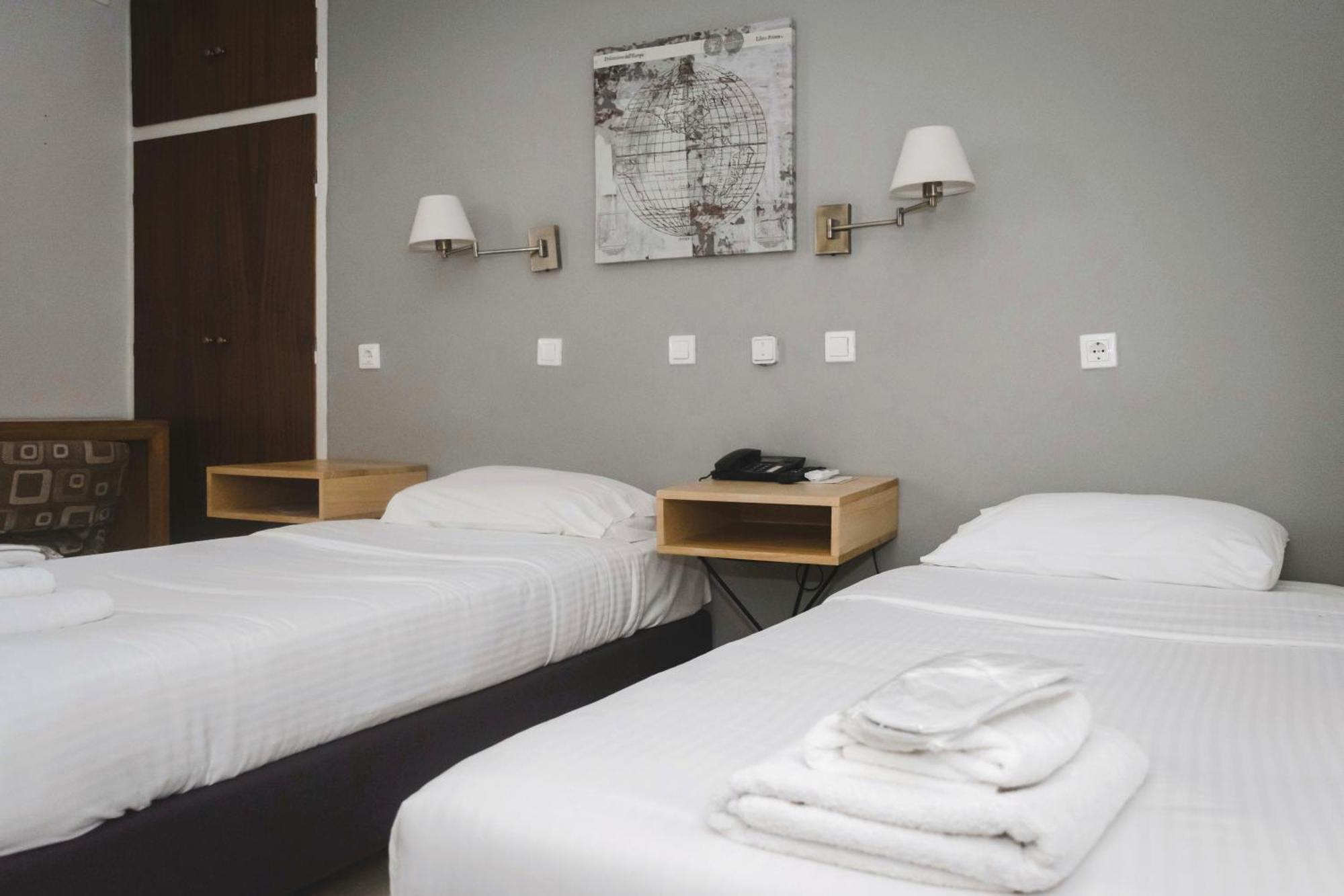 Messini Hotel Экстерьер фото