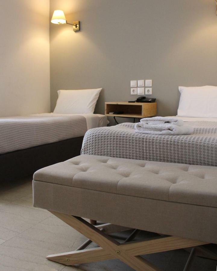 Messini Hotel Экстерьер фото